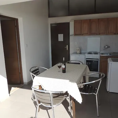 Apartment Ana