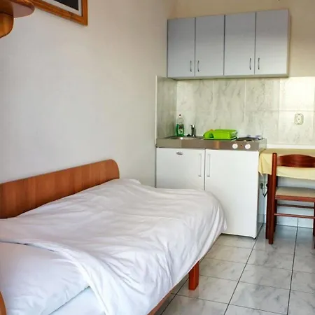 Ana Apartment