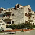 Apartament Ana Bol